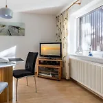 Neues Urlauberdorf Hs 34 B *